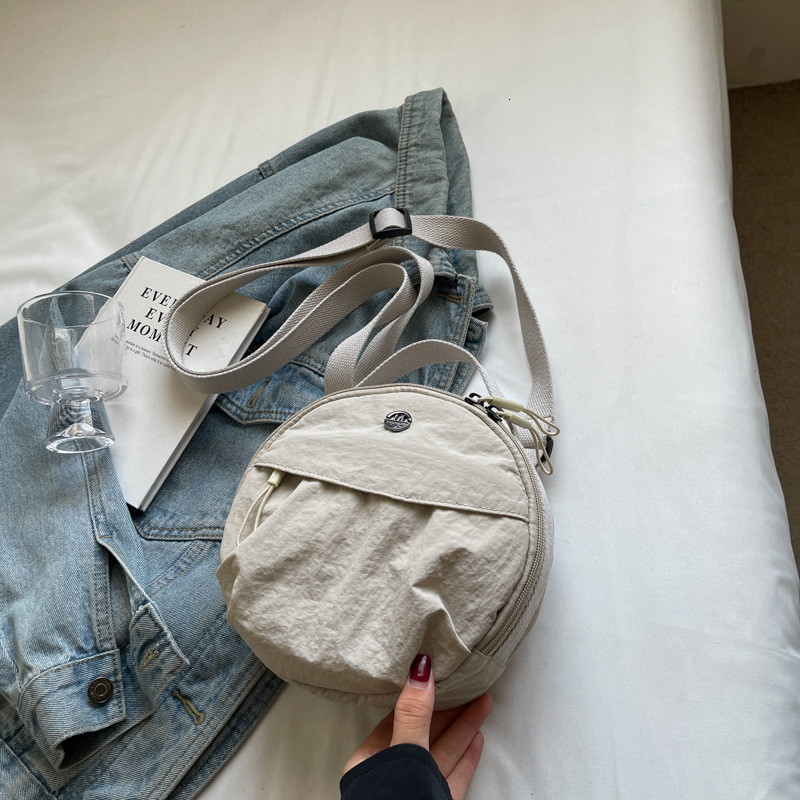 2025 Designer Bag New Simple Fashion Single Shoulder Crossbody Bag For Women Stylish Casual Student Bag Luxury Bag Trendy Small Round Bag
