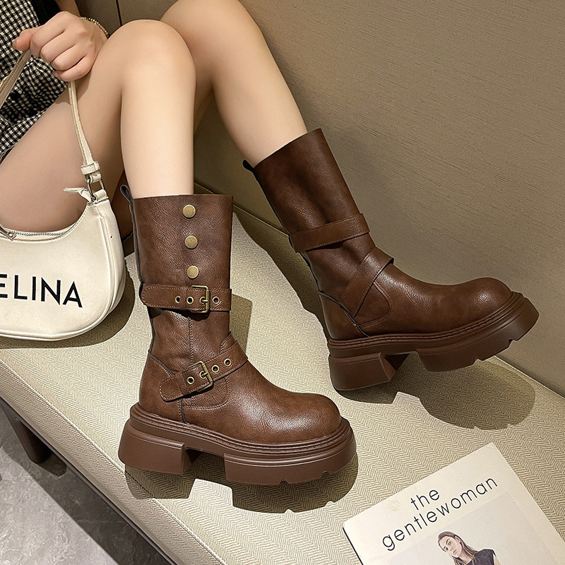 new Free delivery designer woman boots Martin boots casual boots simple and comfortable daily commuting boots