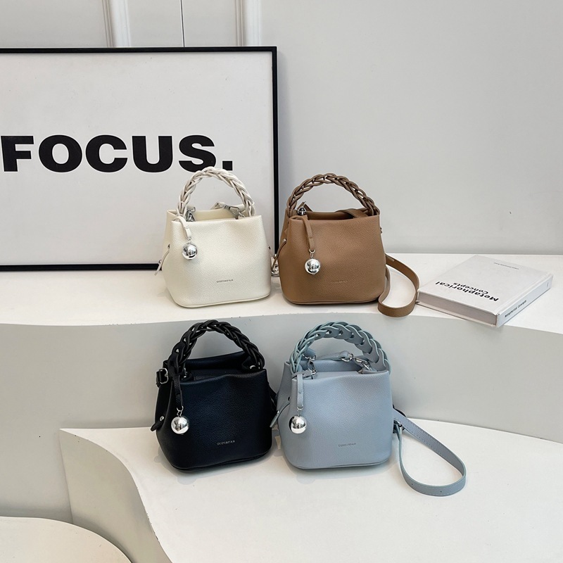 Wholesale 2025 New Bucket Bag Shoulder Bag Cute Handbag Luxury Bag Designer Bag High-end Fashion Solid Color High Appearance Crossbody Bag