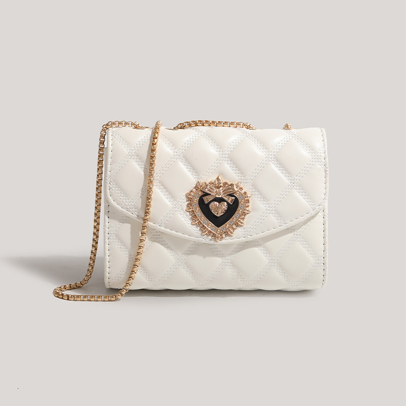2025 New Fashion Light Luxury Niche Design Chain Versatile Single Shoulder Underarm Crossbody Bag ddmymoon