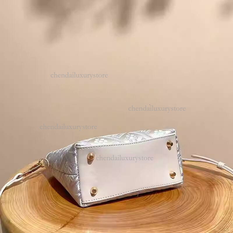 Free Shipping Designer Brocade MINI Tote Bag Women's Handbag New Fashionable Commuter Premium Single Shoulder Crossbody Bag Shopping Bag
