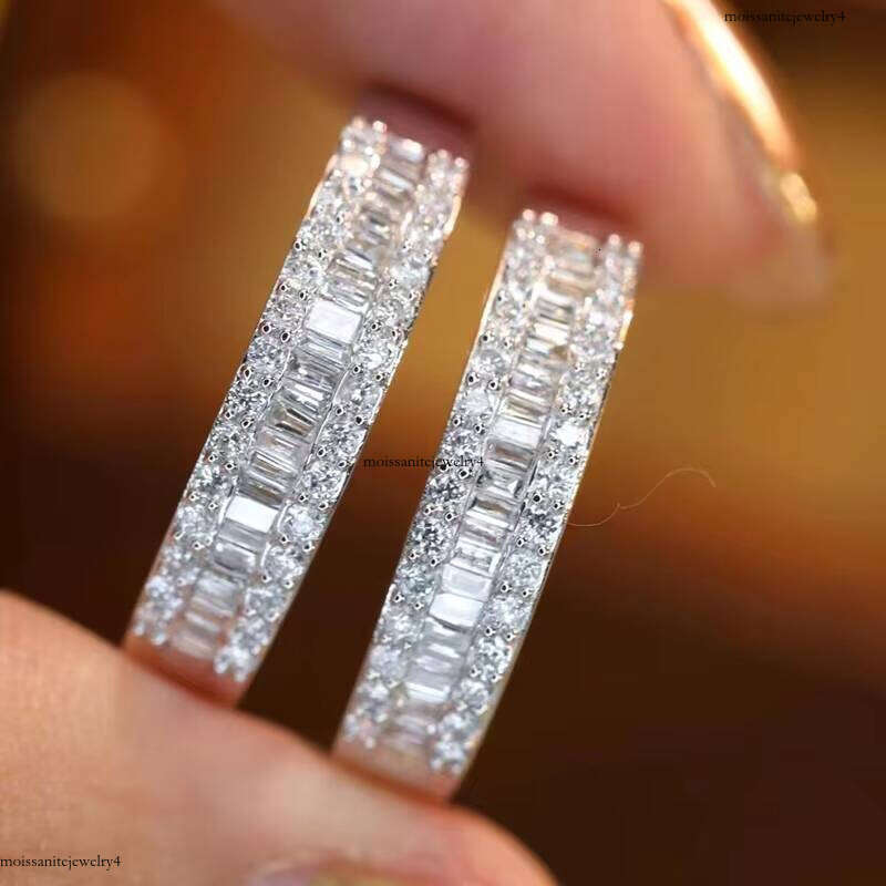 Professional Manufacturer Solid Gold Baguette Cut Moissante Dias Eternity Rings Jewelry