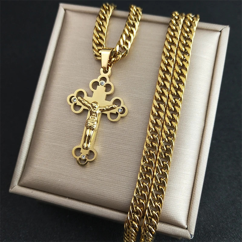 Hip Hop Cross Jesus Crucifixion Necklace for Men Women Gold Color Stainless Steel Cuban Link Chain Punk Rock Male Jewelry N8242S 250805