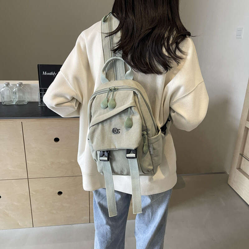 Hot Selling Women's Multi-Color Lightweight Outdoor Casual Cover Design Niche Travel Backpack Designer Bags