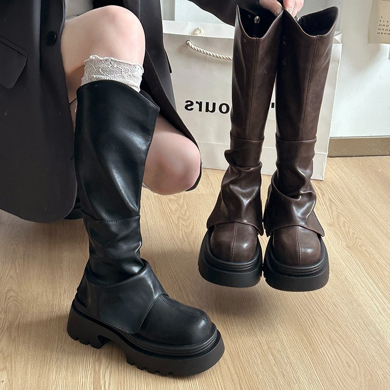 new Free delivery designer woman boots Fashionable Martin boots casual and comfortable daily commuting boots