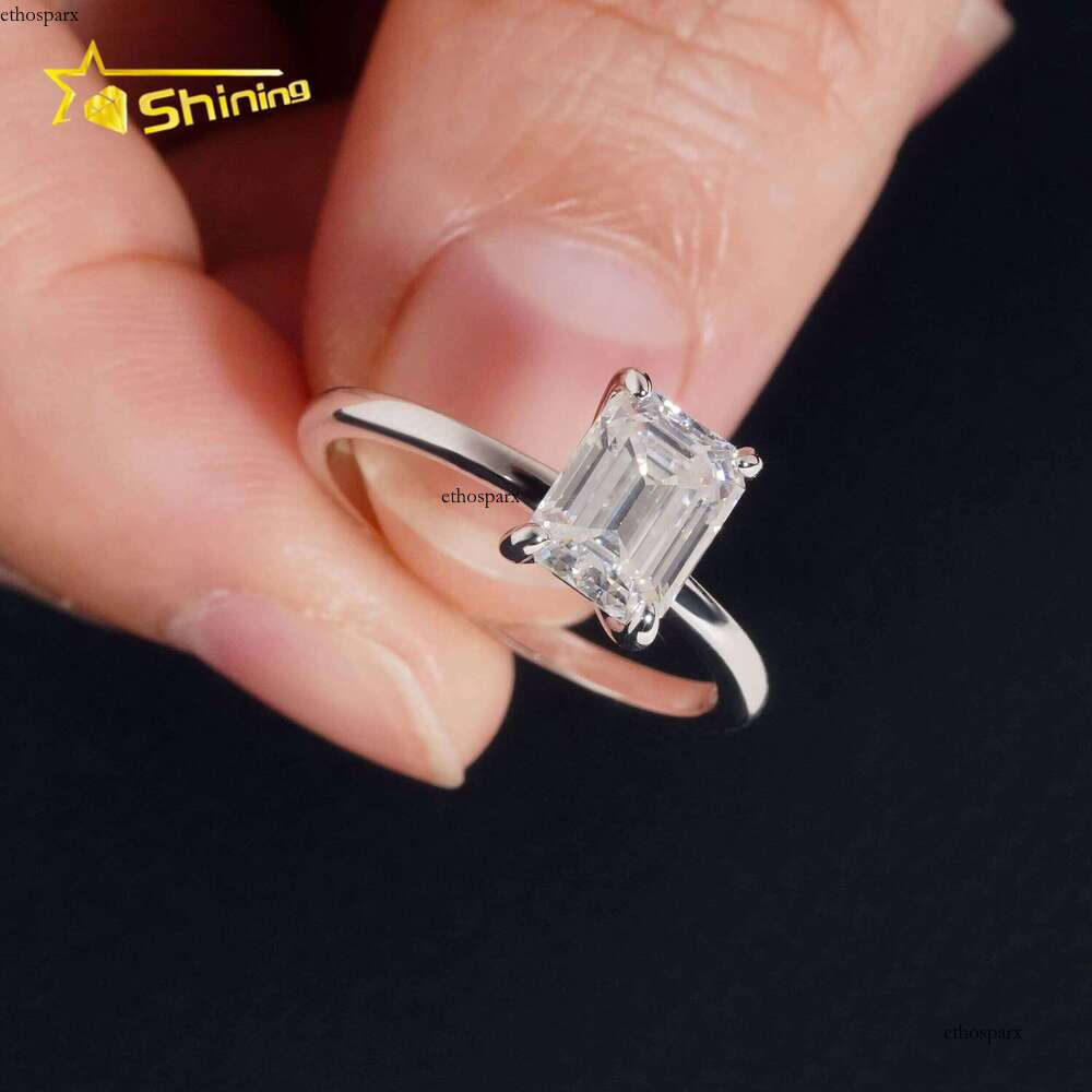 Pure Silver VVS Engagement for Women 2CT Rhodium Plated Gold with Inlaid Gemstone Women's Ring