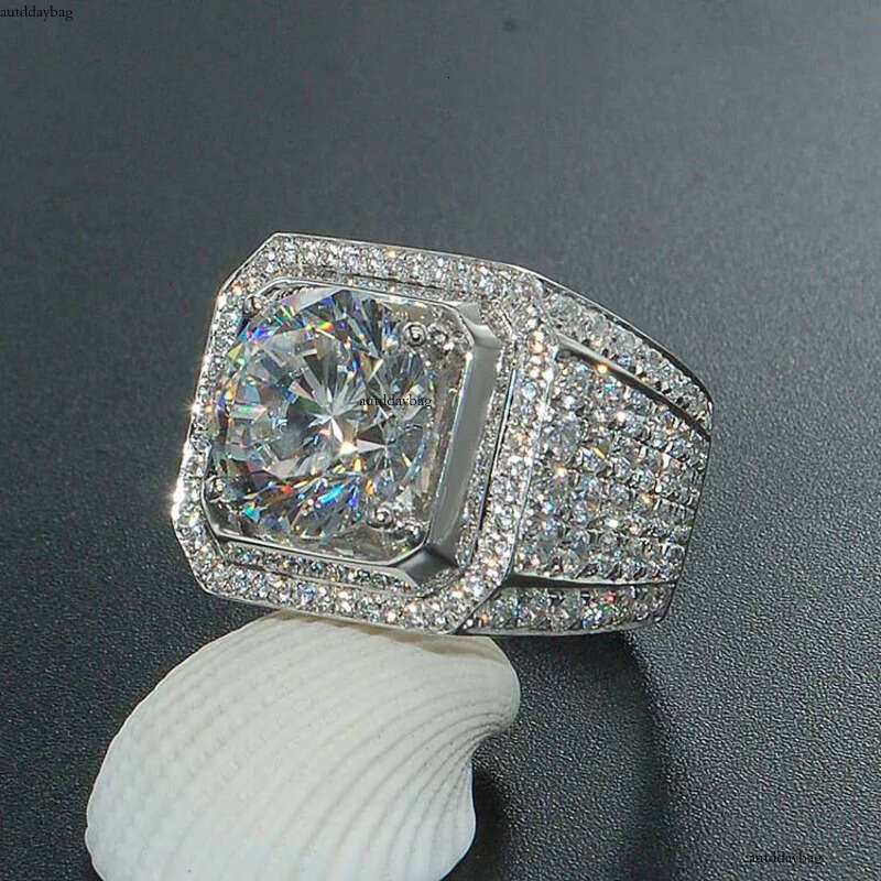Stunning New Arrival Fashion Jewelry Sterling Sier White Sapphire Round Cut CZ Zirconia Party Women Wedding Engagment Men Ring