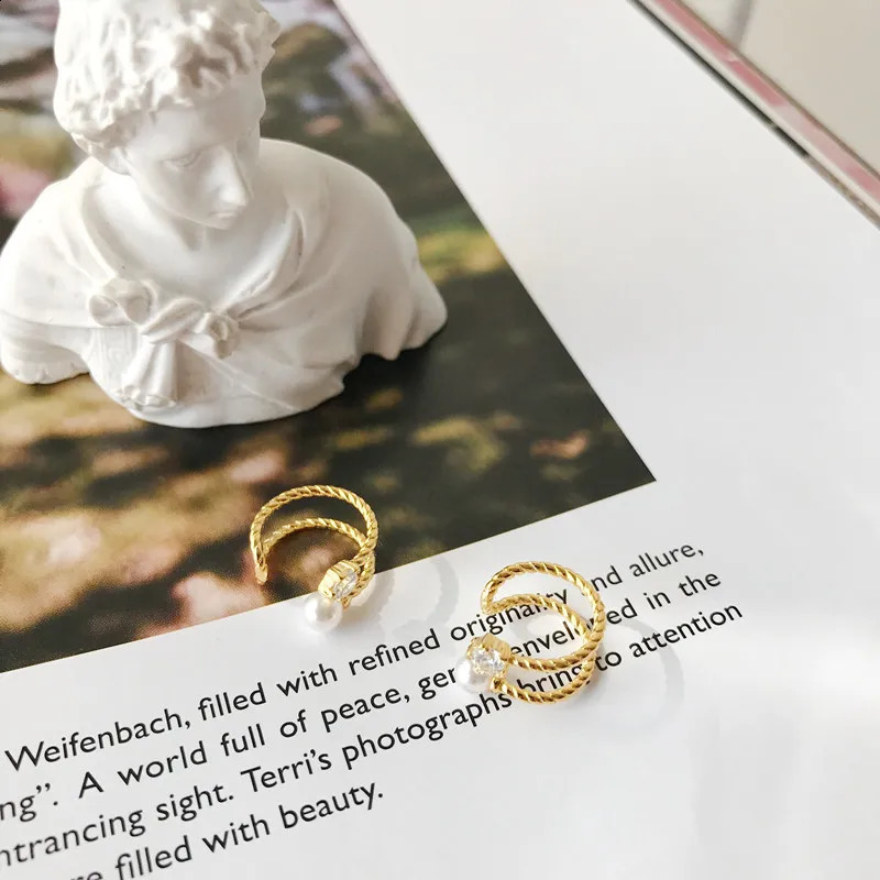 Korean S925 Sterling Silver Fashion Pearl Double Layer Ear Bone Clip Earrings Woman Elegant Classic Dinner Party Jewelry Gift 250807