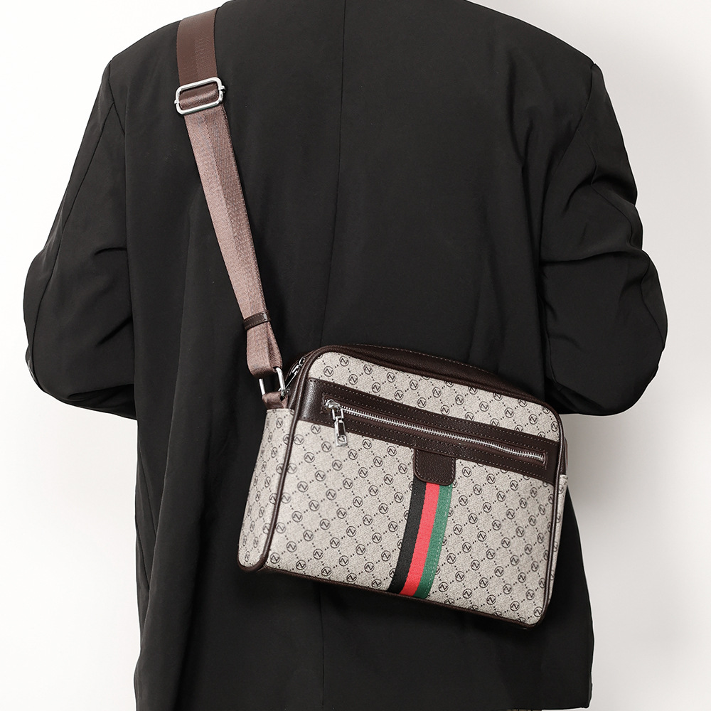New fashion shoulder bag men's trend all kinds of multifunctional mobile phone bag leisure large capacity satchell bag 2025s hot