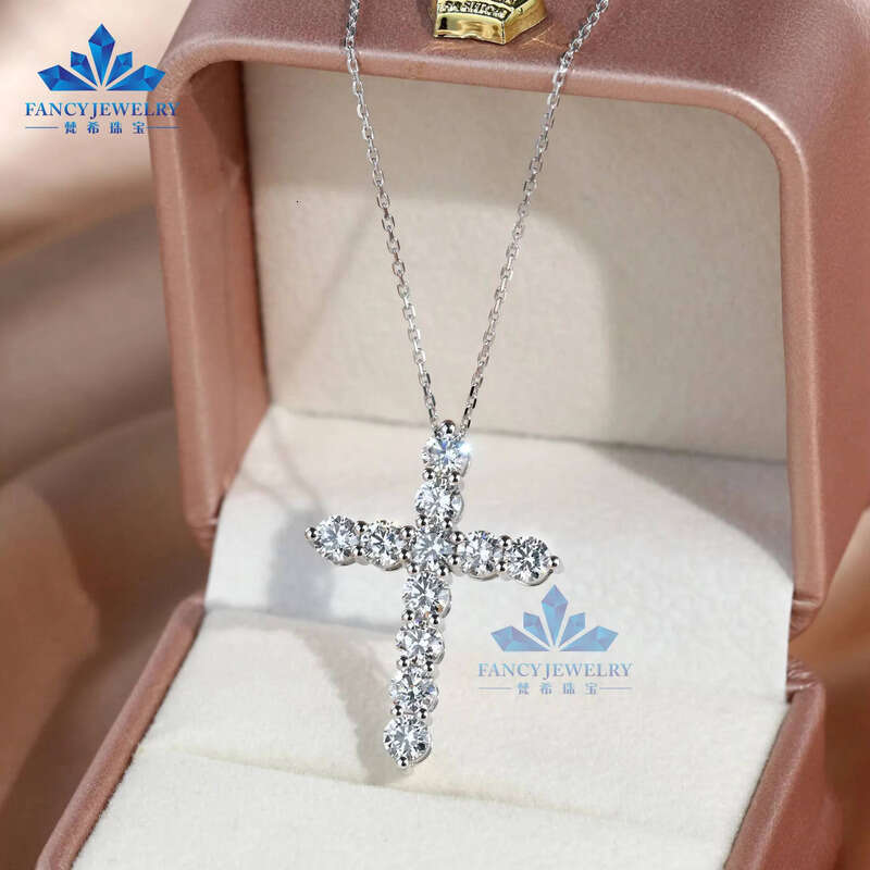 Most Popular Classic 14K Solid White Gold 4mm Round D VS1 LAB Grown Dia Cross Pendant with Chain for Christmas