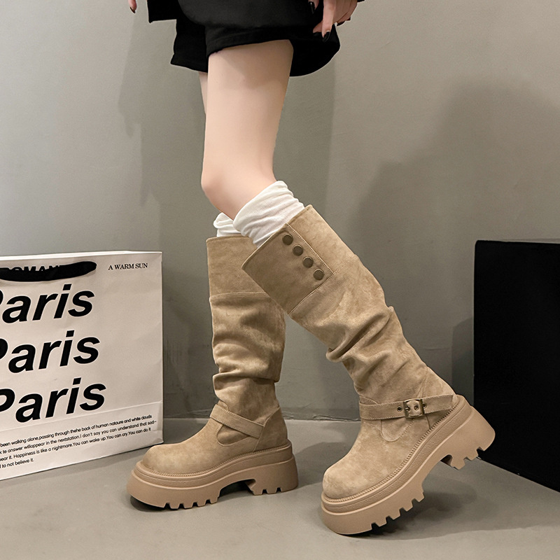 new Free delivery designer woman boots Martin boots comfortable and warm boots anti slip and wear resistant boots