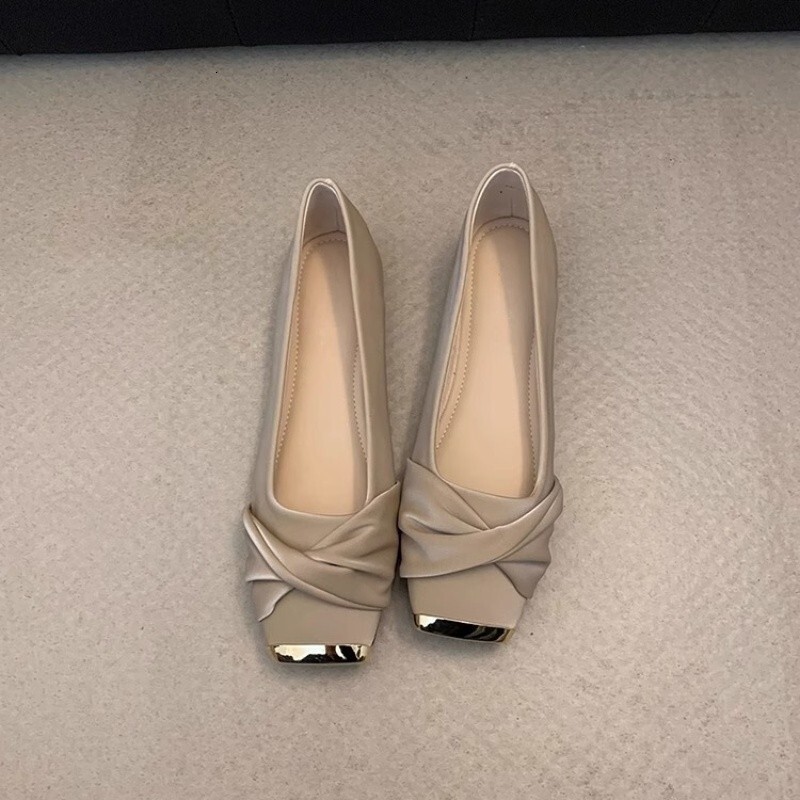 Women's flat shoes commuting shoes 2025 designer's new French square toe Mary Jane loafers