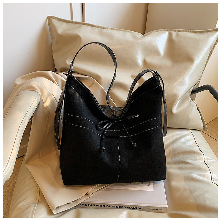 Vintage Women's Commuter Tote Bag 2025 High-end Niche Designer Bag Retro Versatile Matte Luxury Bag Simple Shoulder Crossbody Bag