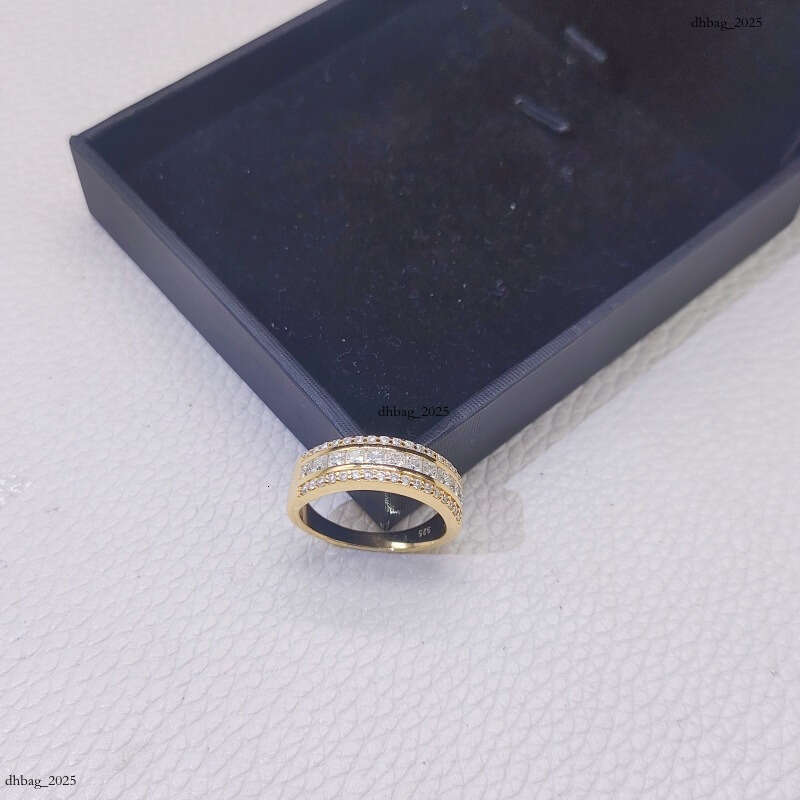 Personalized Hip-Hop New S Silver Inlaid D Color VVS Moissanite Three-Row Stone for Men and Women High-End Ring