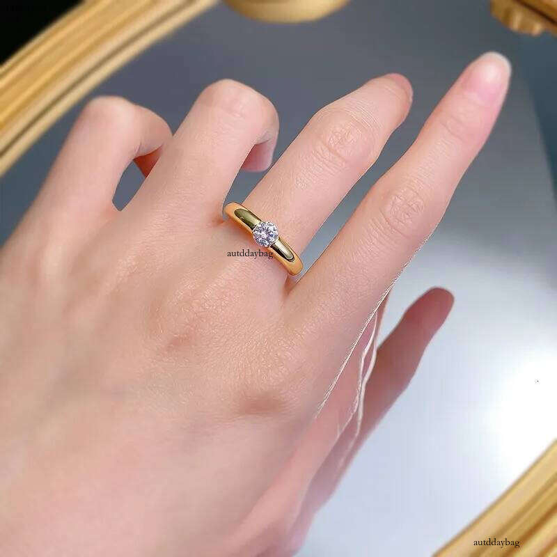 Choucong Brand Rings Simple Fine Jewelry Genuine 100% Sterling Sier Soiltaire Round White Moissanite Dia Gold Women Wedding Ring Gift