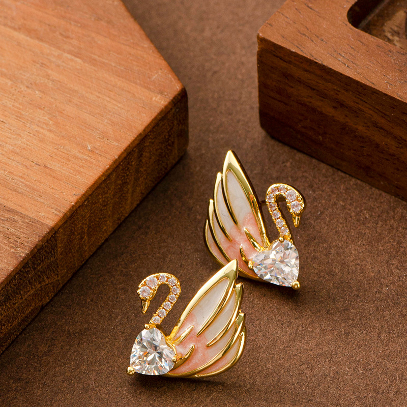 Korean Fashion Exquisite Glaze Inlaid Dia Super Shiny Zircon Swan Earrings for Women High-end Versatile Elegant Sier Needle Ear Jewelry