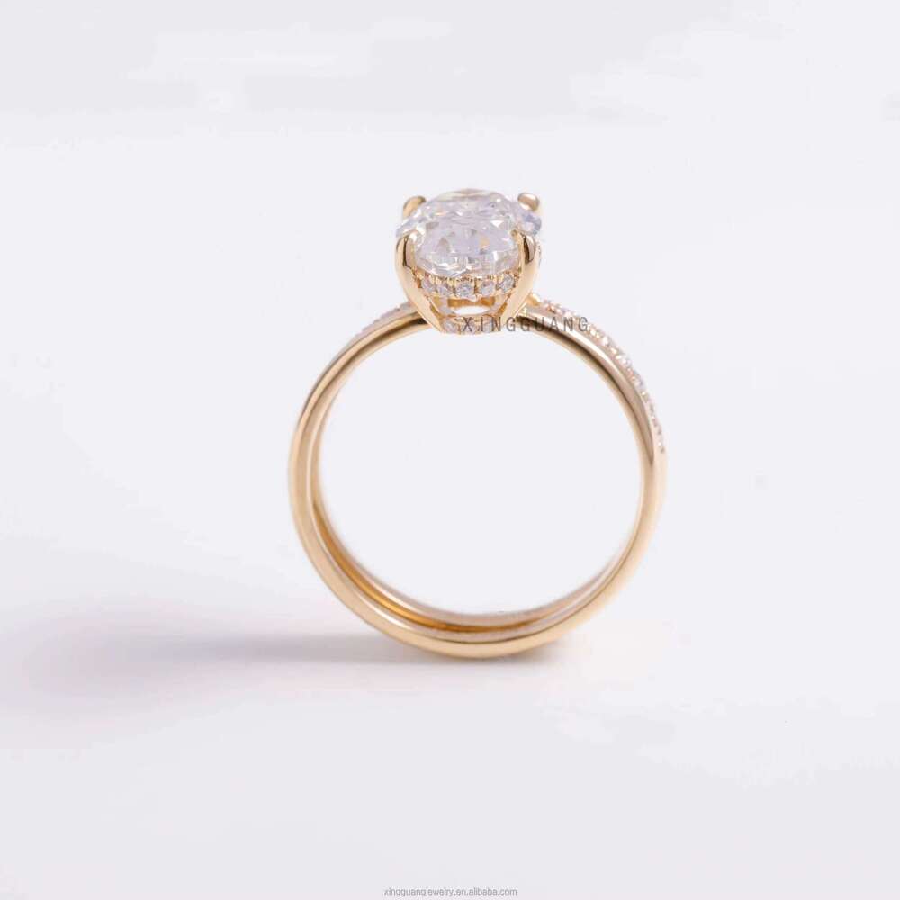 Custom Solid Gold Women Wedding Jewelry 2CT Oval VVS Dia Moissanite Engagement Ring Set