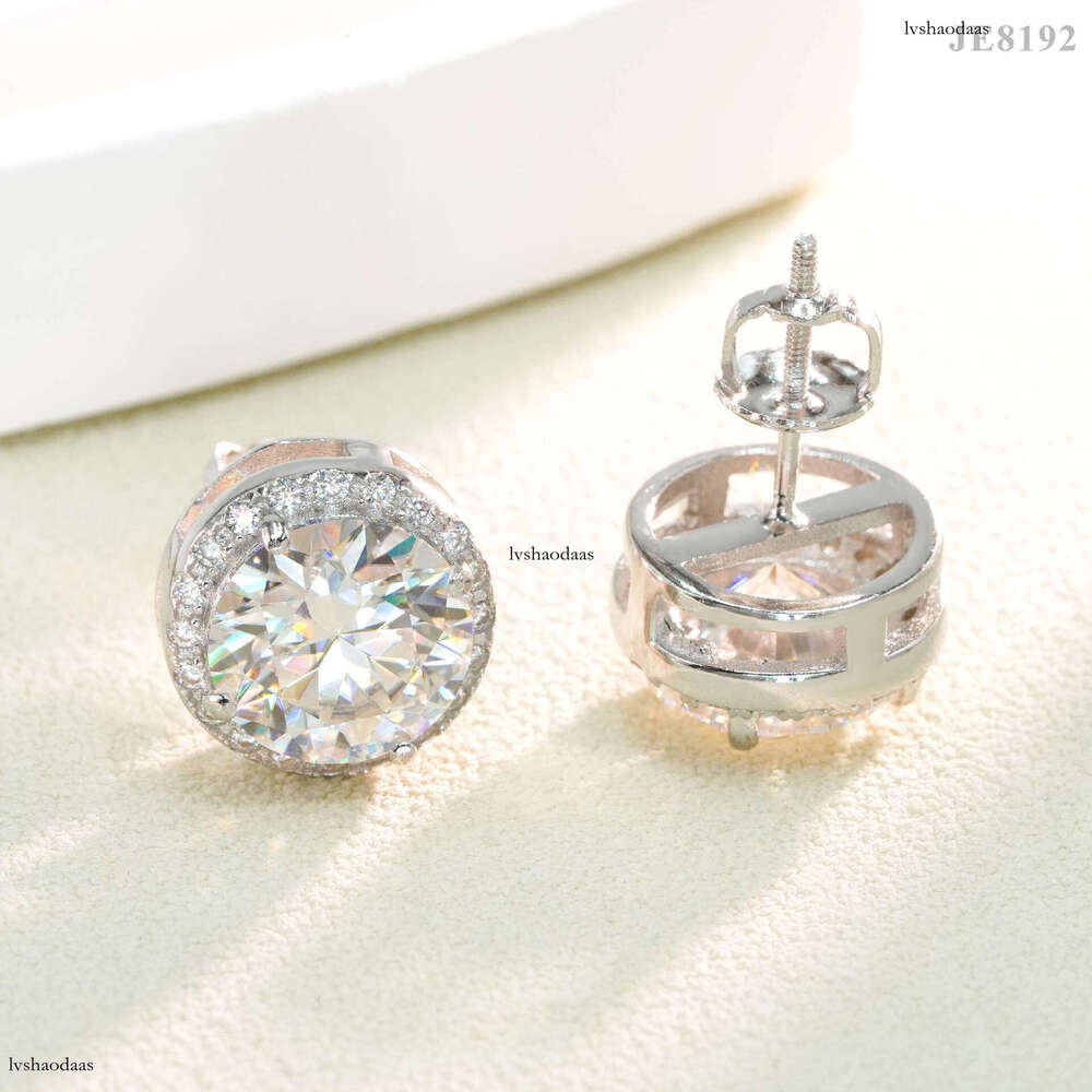 New Round High-Grade Sier Main Stone 9.0 Moissanite Elegant Earrings Various Styles for Men and Women