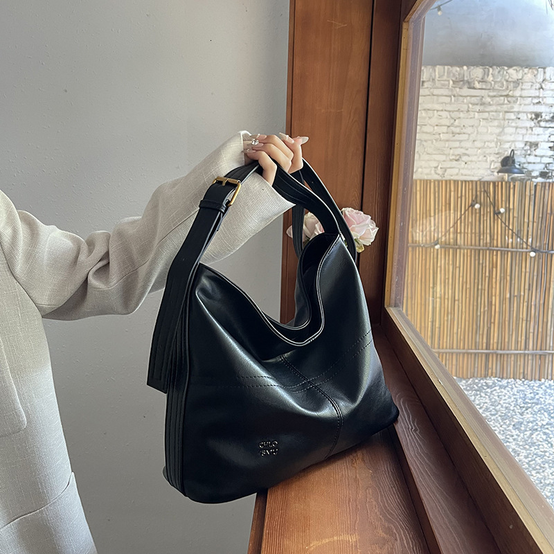 Korean Style Trendy Designer Bag Fashion Tote Bag Cross-border Wholesale 2025 Autumn Winter New Simple Shoulder Crossbody Luxury Bag Bag High-end Wome
