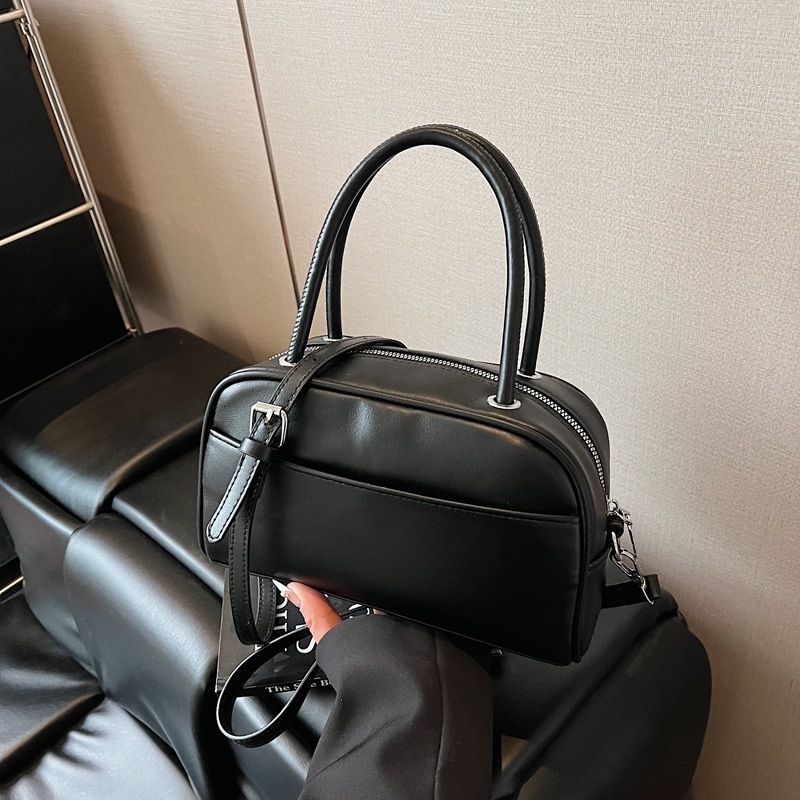 European And American Retro Boston Handbag For Women 2025 New High-end Simple Shoulder Designer Bag Crossbody Bag Elegant Trendy Luxury Bag Commuter B
