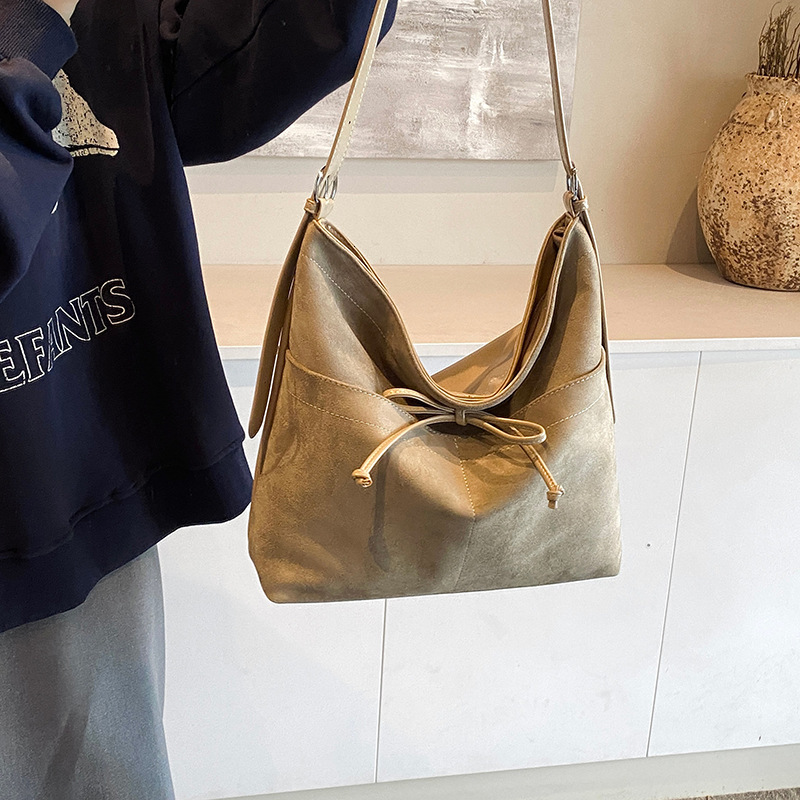 Designer Bag New Women's High-end Luxury Bag Matte Fashion Versatile Retro Underarm Bag Tote Bag