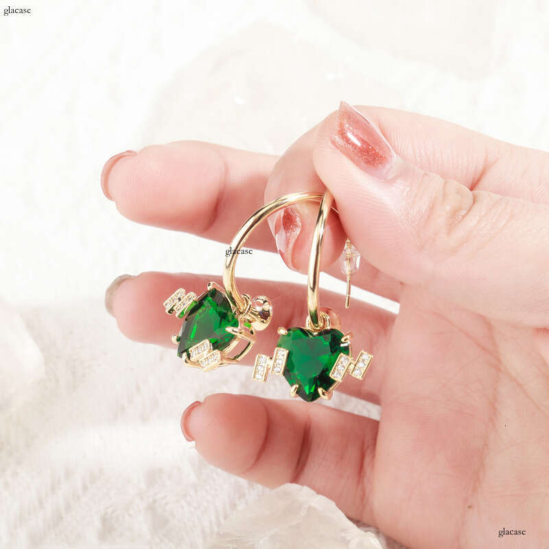 Heart Zircon Pendant Earrings for Women, Minimalist Style, Simple and Unique Stud Earrings, Exquisite High-end Temperament Ear Jewelry