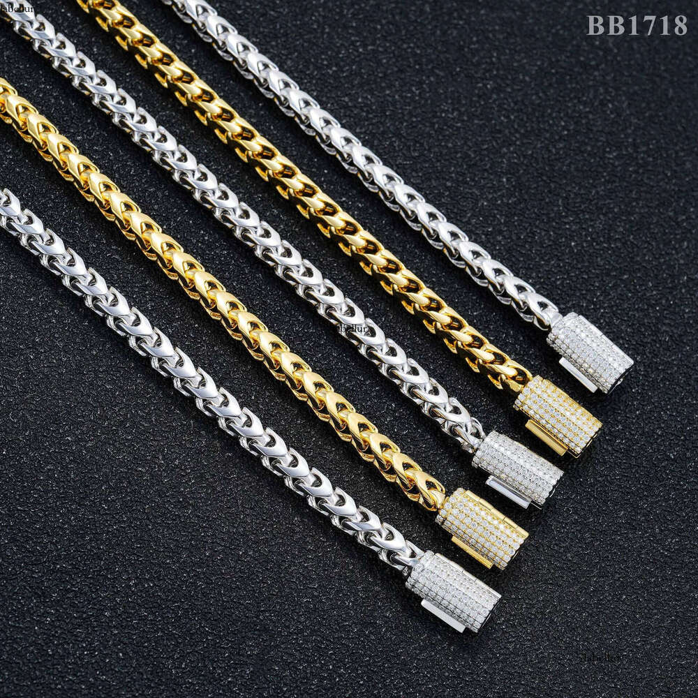 Hip hop 4mm wide reversible sier inlaid VVS moissani necklace mens womens accessories fashionable and trendy bracelet
