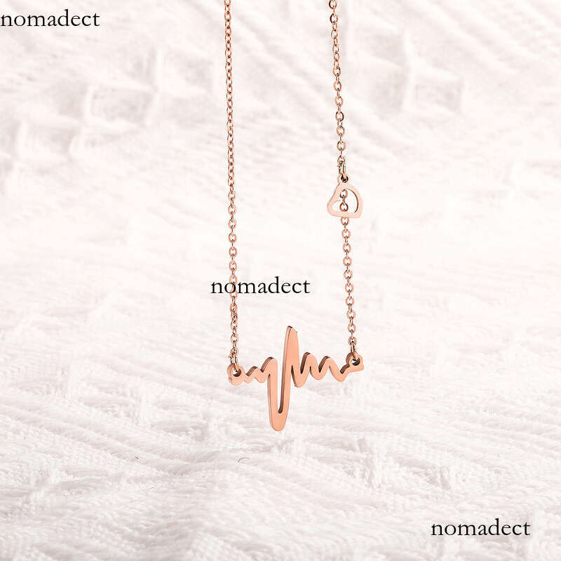 INS New Sweater Chain Light Sterling Silver Women's Necklace High-end Sense Niche Temperament Pendant