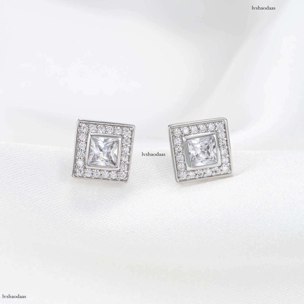 Princess Fashion New Release Sier Moissanite Hip Hop Trendy Earrings for Men and Women