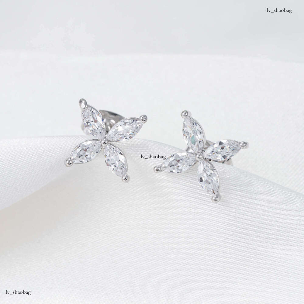 Creative Butterfly Sier Moissanite Men and Women Hip Hop Stud Earrings Personality Jewelry