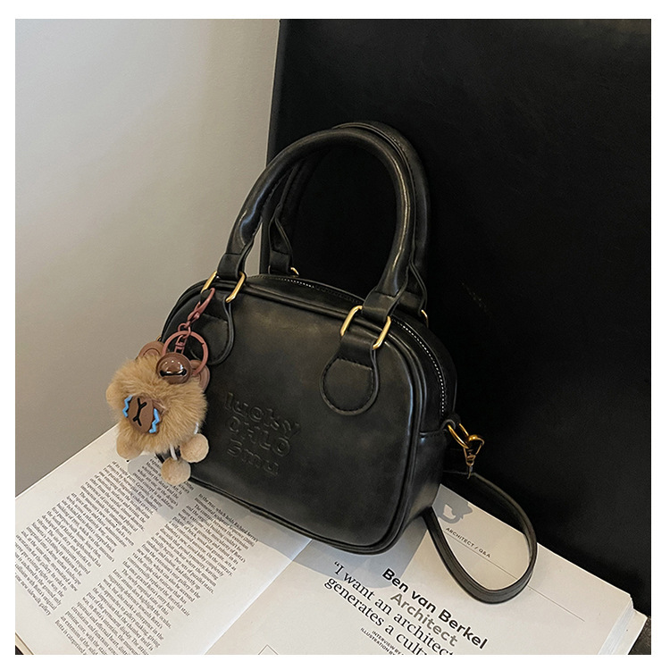 This Year's Trend Versatile Handheld Small Square Luxury Bag Bag 2025 New Autumn Fashion Niche Designer Bag Korean Style Solid Color Single Shoul