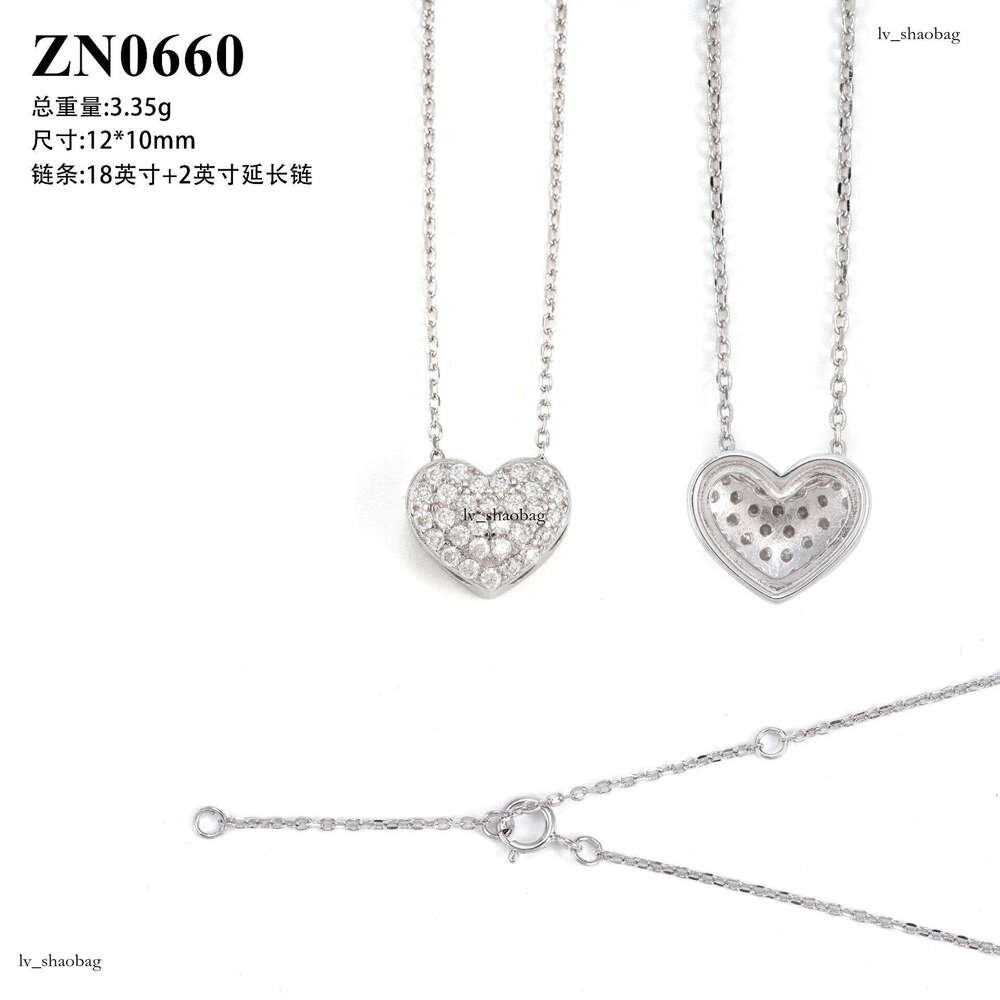 Hip-Hop Sier Inlaid D Color Moissanite 12mm Heart-Shaped Fashion Commuting Simple Personality Collarbone Chain