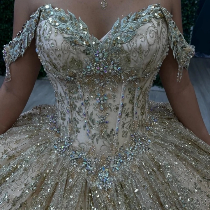 Champagne Shiny Quinceanera Dresses Off The Shoulder Sequin Lace Applique Beads Tull Corset Ball Gown Birthday Party Sweet 16 Dress Vestidos 15 Anos