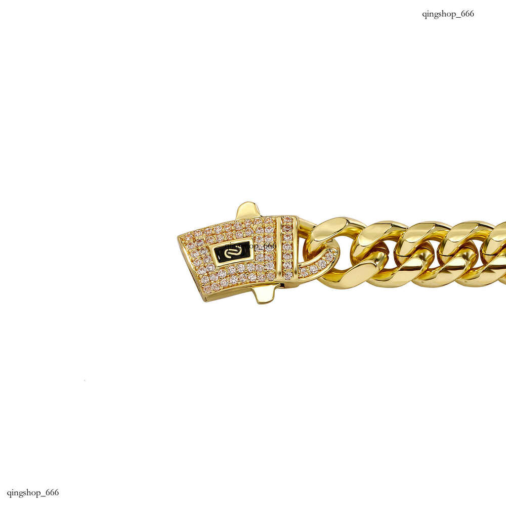 Stainless Cuban Titanium Steel Unisex Six-Sided Polished Hip-Hop Style Thick Chain Electroplated Non-Fading