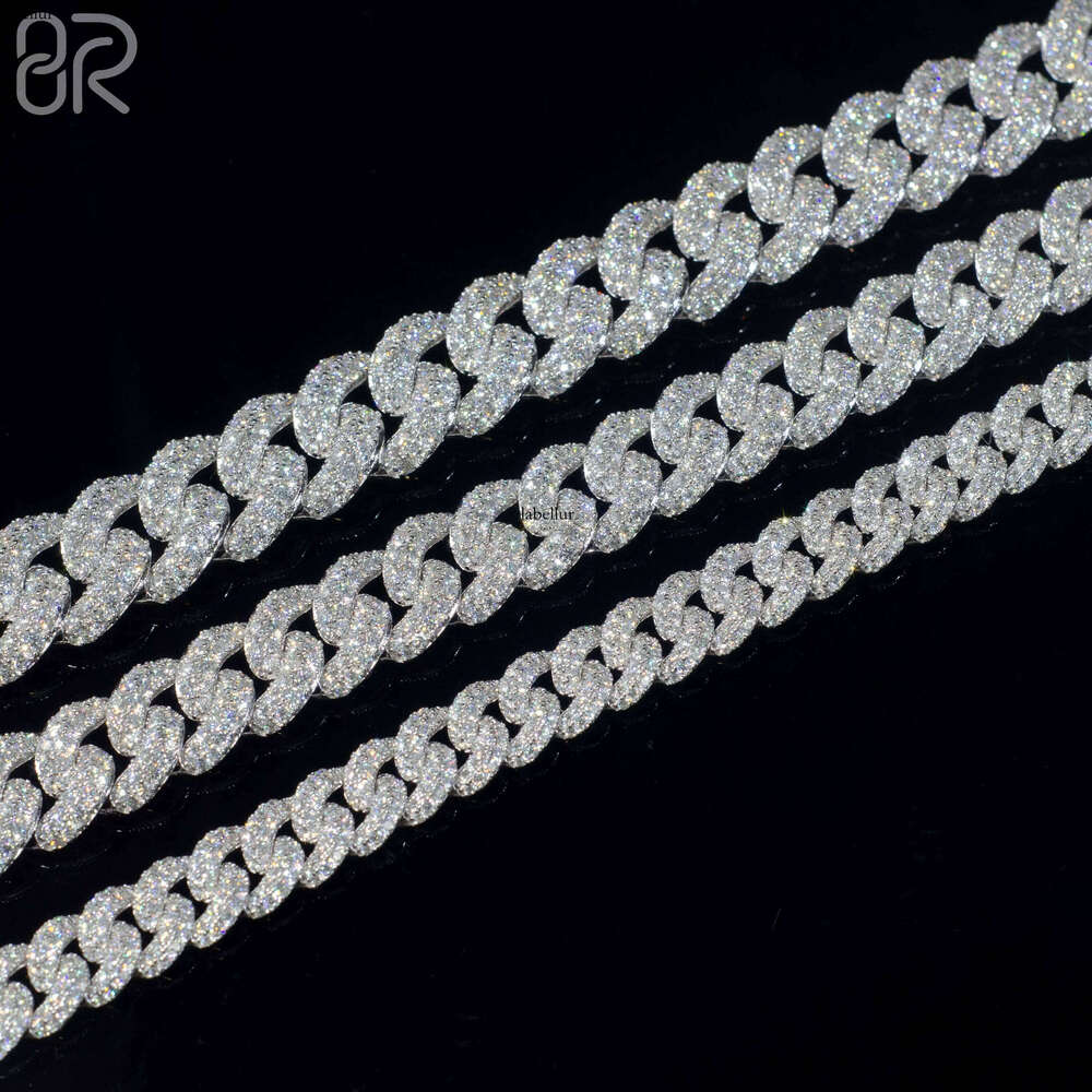 Stylish Wholesale 14MM VVS Dia Cuban Chain Bracelet for a Luxurious Accessory