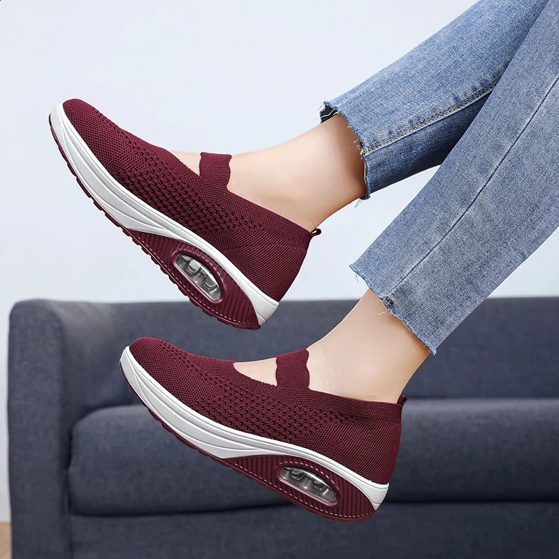 Summer Comfort Casual Womens Shoes Fashion Soft Sole Breathable Hollow Out Flat Shoes for Women Zapatos De Mujer 250805