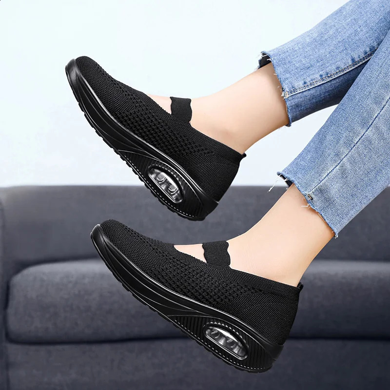Summer Comfort Casual Womens Shoes Fashion Soft Sole Breathable Hollow Out Flat Shoes for Women Zapatos De Mujer 250805