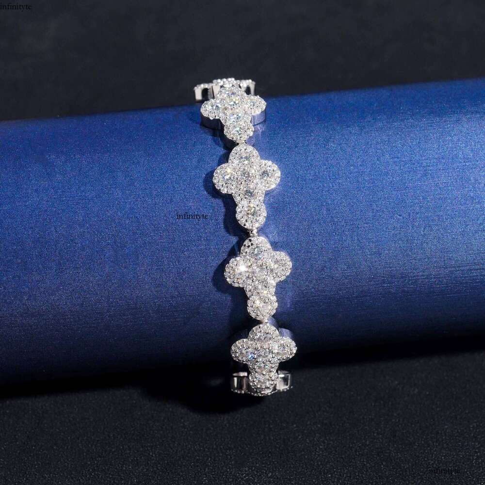 Hot Sale GRA Hip Hop Popular 13mm VVS Dia Sterling Sier Iced Out Cuban Link Chain Moissanite Cross Bracelet for Men
