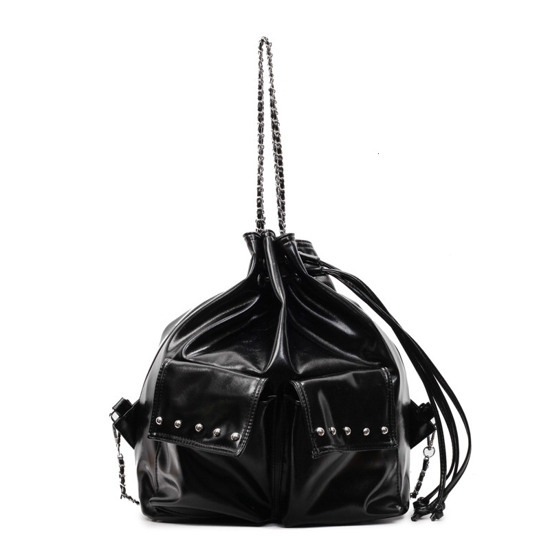 New Women's Designer Bag Fashion Solid Color Motorcycle Style Luxury Bag Korean Version Cross-border Wholesale Retro Backpack Large Capacity Tren