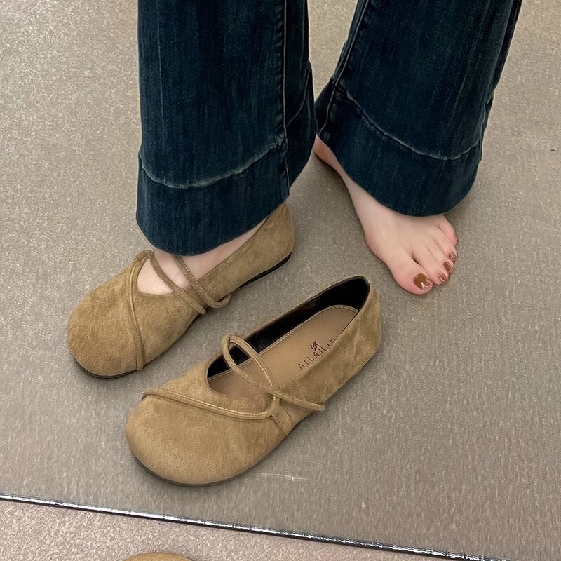 Retro height increasing women's thick soled loafers 2025 designer's new Mary Jane shoes