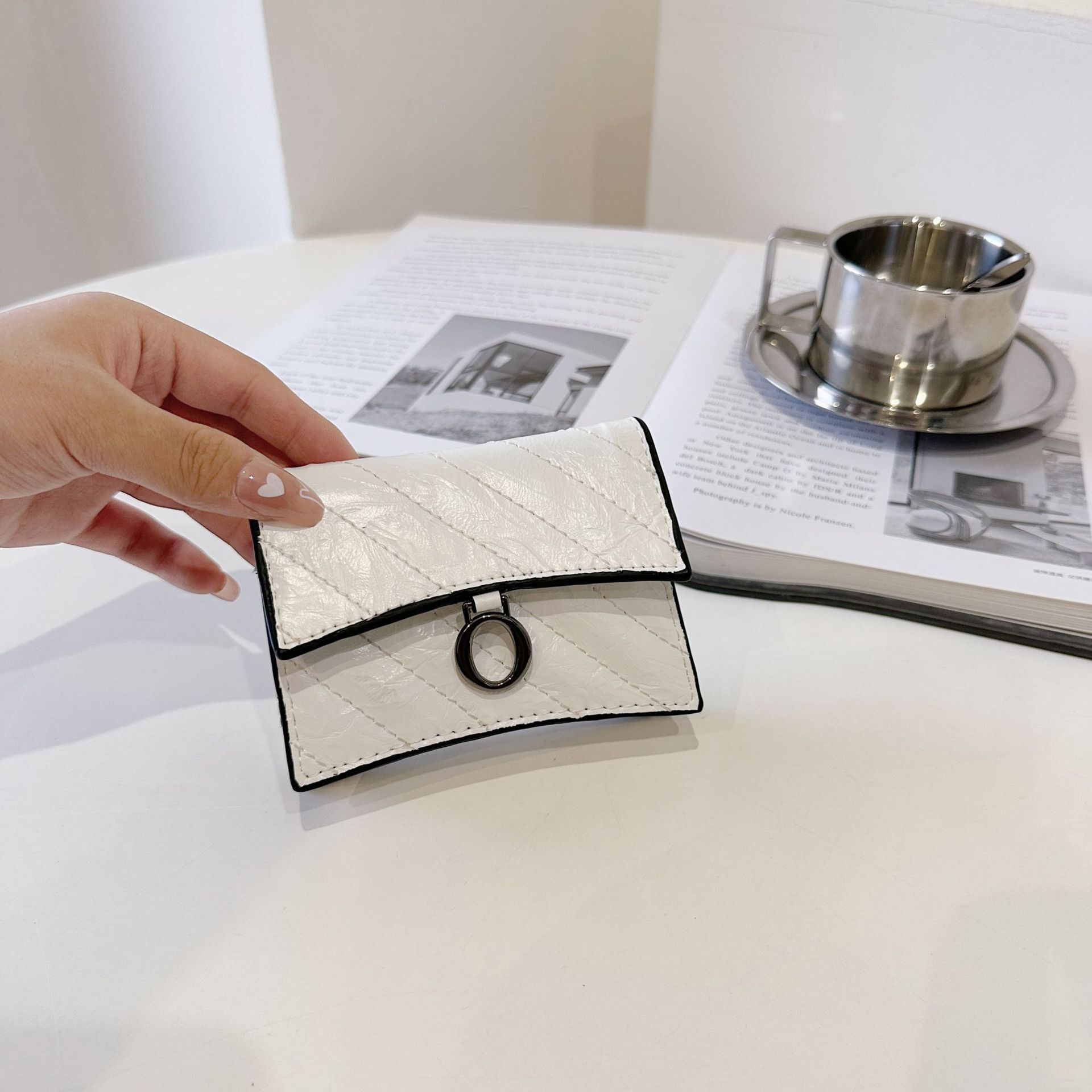 Cross-border Exclusive Women's Luxury Bag Short Card Holder Classic Multi-card Slot Semi-structured Designer Bag High-end Trendy Clutch Factory D