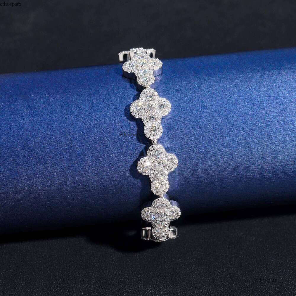 Hot Sale GRA Hip Hop Popular 13mm VVS Dia Sterling Sier Iced Out Cuban Link Chain Moissanite Cross Bracelet for Men
