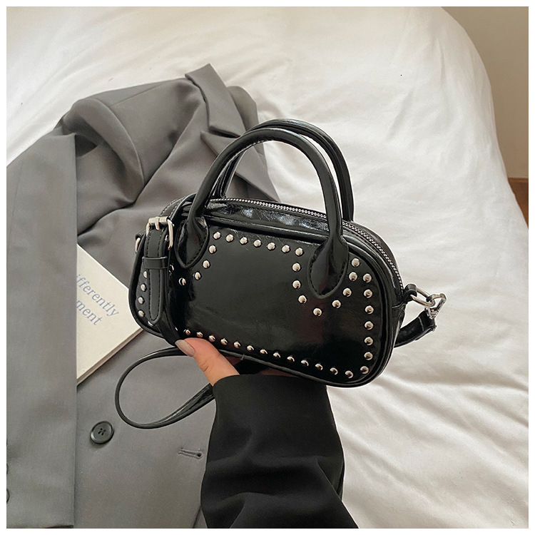 2025 Spring Trend New Korean Style Fashion Crossbody Luxury Bag Bag For Designer Bag Women Casual Small Bag Fashionable Casual Shoulder Handbag