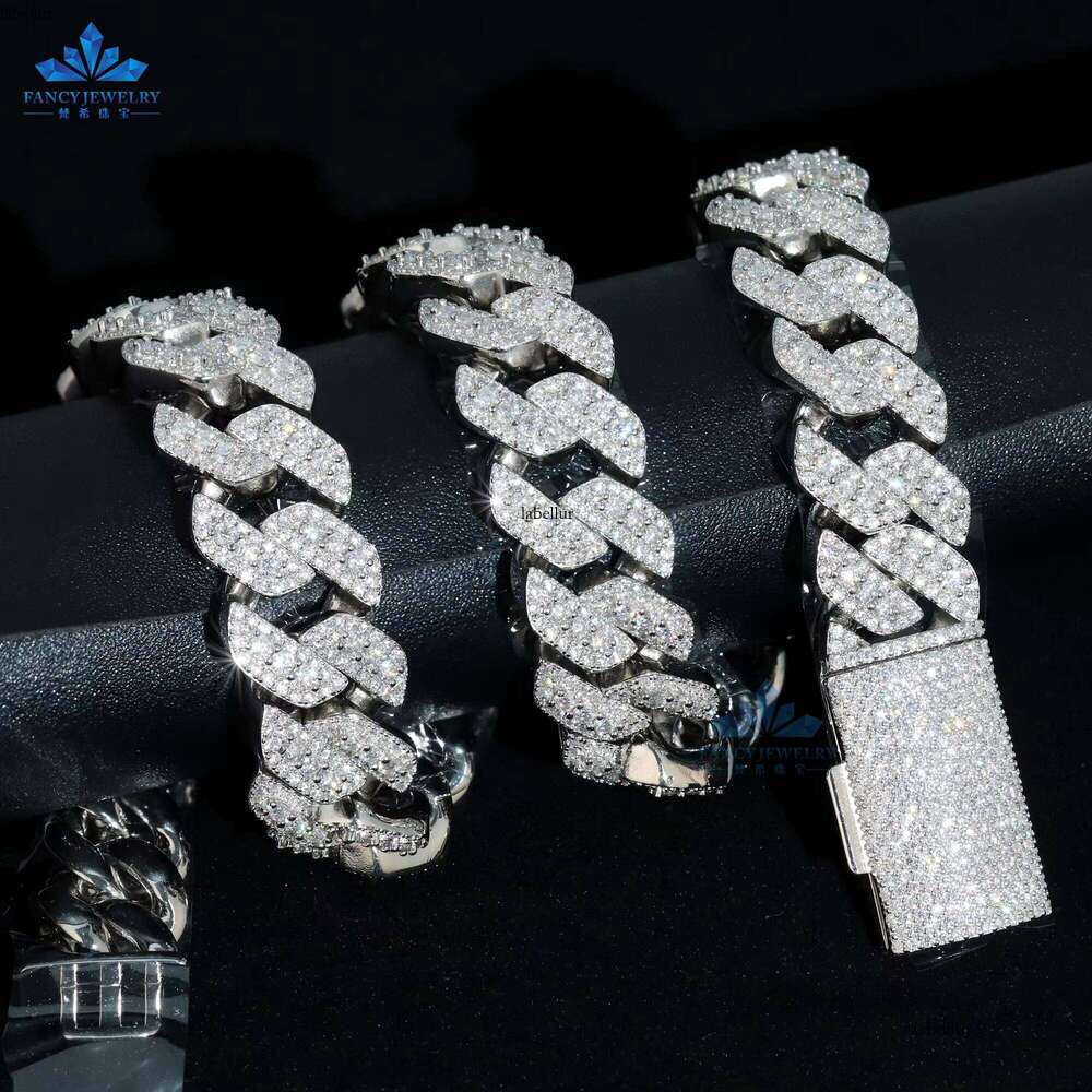 Hip Hop Iced Sier Classic 18Mm 3-Row Silica Cuban Chain Boutique Jewelry Necklace