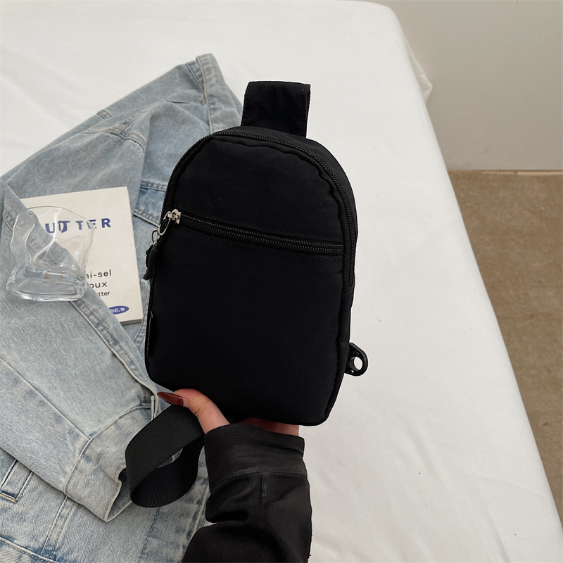Japanese Style INS Solid Designer Bag Color Lightweight Simple Outdoor Portable Casual Phone Bag Sports Single Shoulder Crossbody Bag Chest Bag Luxury