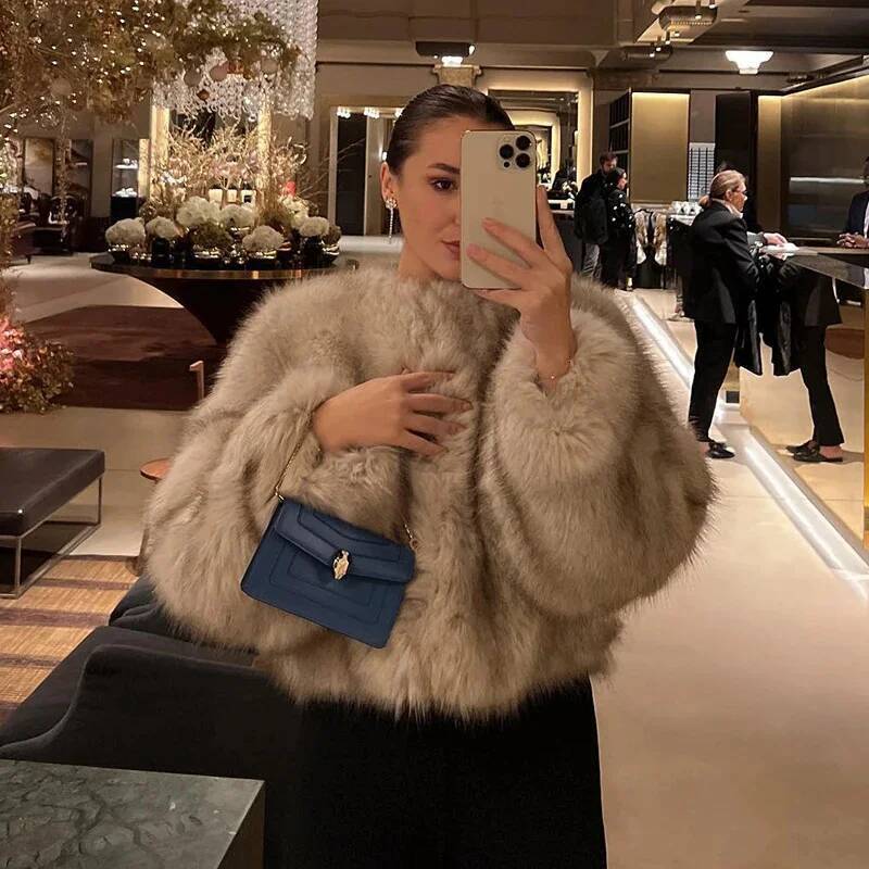 Chic Street Blogger Fashion Girls 2025 Winter Trendy Faux Raccoon Fox Fur Coat Jacket Women Thick Warm Cropped Fluffy Overcoats