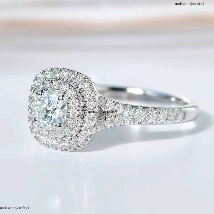 Customized 14k Solid Gold Wedding WIth 2ct Round Moissanite Dia Engagement Ring for Women