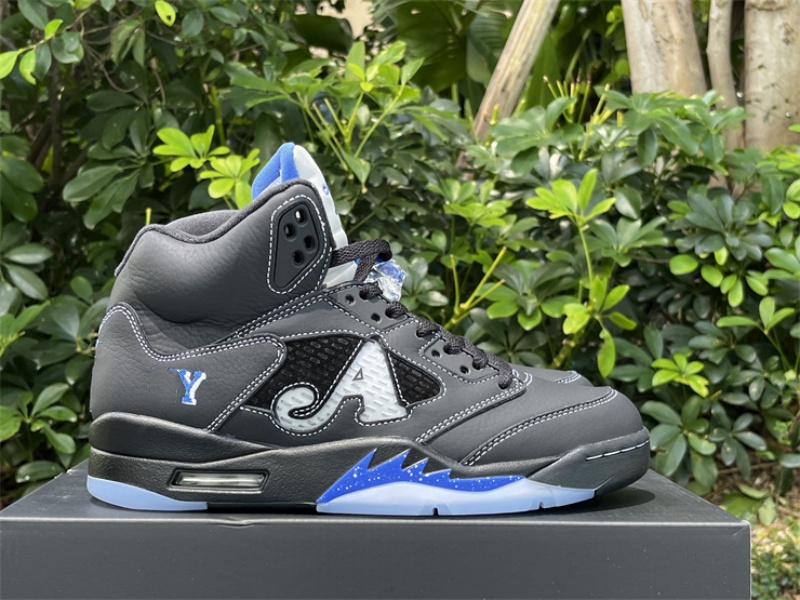 35th Anniversary 5S Black Metallic NY Sail Men Basketball Shoes Reflective Black Muslin Fire Red 5 Island Green Designer Sneakers