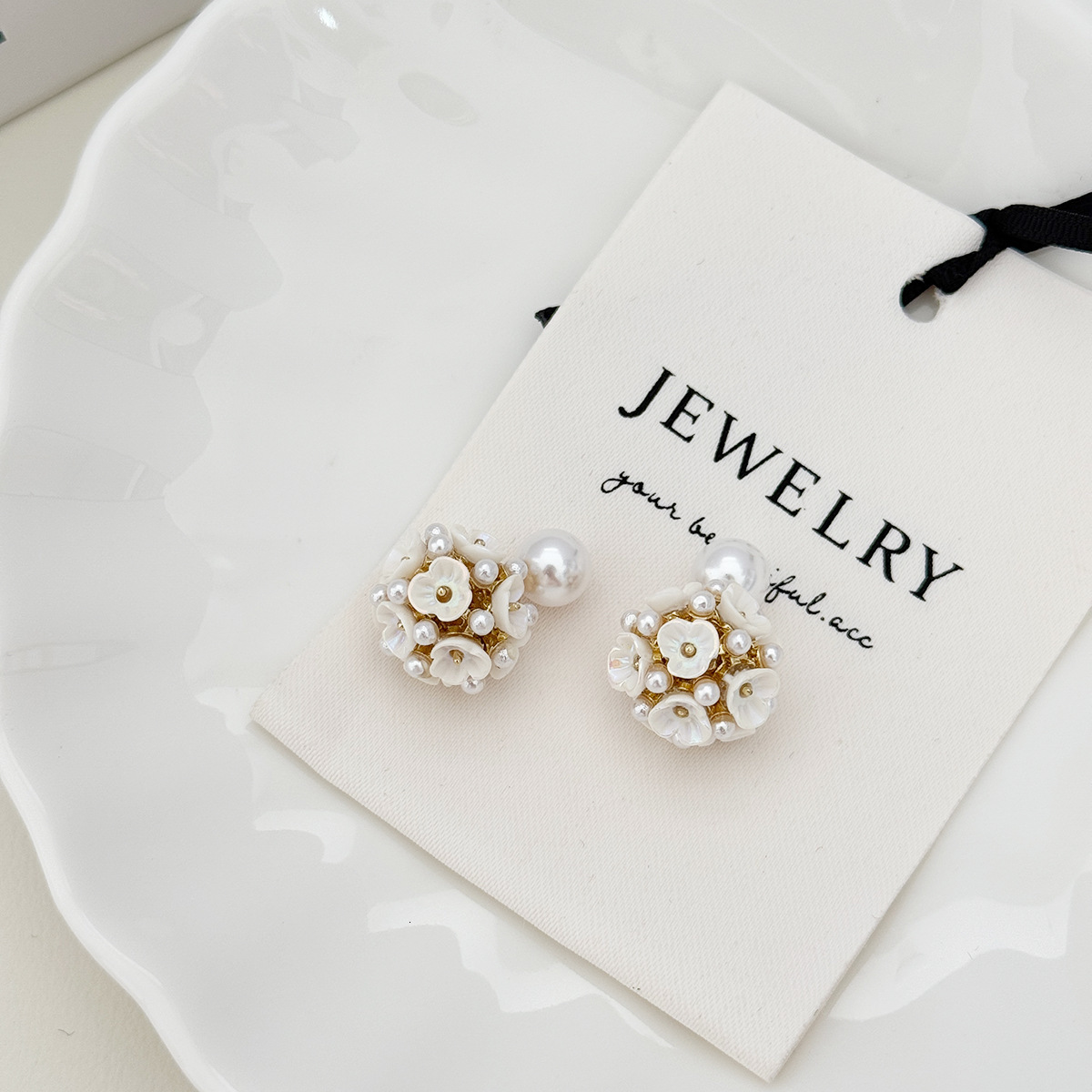 Exaggerated Double-Sided Pearl Flower Stud 2025 New High-End Elegant Earrings for Women