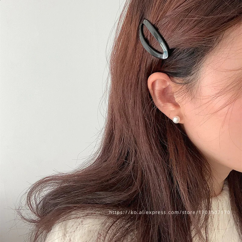 South Korean FRANCE hollow out oval temperament bangs clip small black broken hair side clip top clip hair accessories 250807